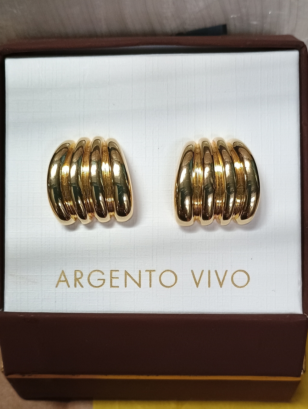 Argento Vivo Gold Ribbed Chunky J Hoop Huggie Statement Stud NIB